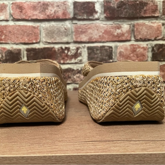 Volatile Women's Audry Wedge Thong Sandals Raffia Natural, Size 9 - Picture 2 of 9